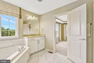 21491 Willow Breeze Sq, Ashburn, VA 20147 - Photo 29
