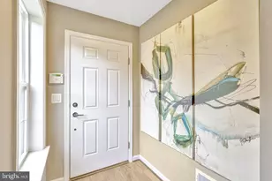 21491 Willow Breeze Sq, Ashburn, VA 20147 - Photo 13