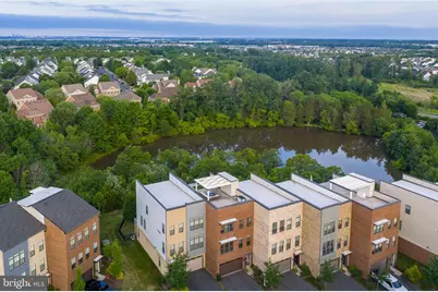 23072 Sullivans Cove Square, Brambleton, VA 20148 - Photo 3