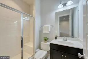 42046 Darlene Pl, Brambleton, VA 20148 - Photo 17