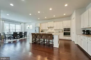 42046 Darlene Pl, Brambleton, VA 20148 - Photo 5