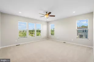 22807 Breezy Hollow Dr, Brambleton, VA 20148 - Photo 25