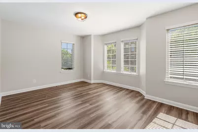 22807 Breezy Hollow Drive, Brambleton, VA 20148 - Photo 23