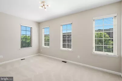22807 Breezy Hollow Drive, Brambleton, VA 20148 - Photo 31