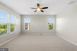 22807 Breezy Hollow Dr, Brambleton, VA 20148 - Photo 27