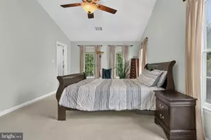 46932 Foxstone Pl, Sterling, VA 20165 - Photo 41