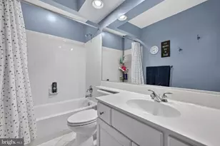 46932 Foxstone Pl, Sterling, VA 20165 - Photo 37