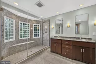 46932 Foxstone Pl, Sterling, VA 20165 - Photo 45