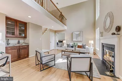 326 E D Street, Purcellville, VA 20132 - Photo 3