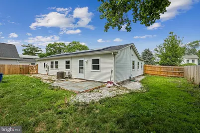 108 N Cypress Road N, Sterling, VA 20164 - Photo 23