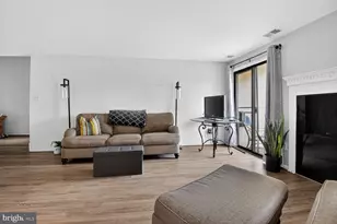 1006 Warwick Ct, Sterling, VA 20164 - Photo 3