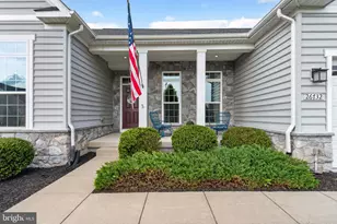 26732 Kentoaks Ct, Chantilly, VA 20152 - Photo 5