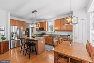 20309 Vermeer St, Ashburn, VA 20147 - Photo 9