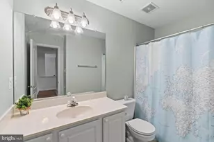 20309 Vermeer St, Ashburn, VA 20147 - Photo 21