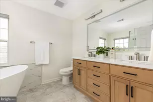311 Ebaugh Dr SE, Leesburg, VA 20175 - Photo 3