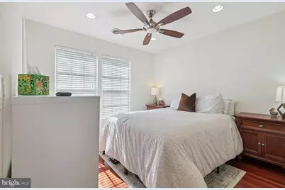 26119 Lands End Drive, Chantilly, VA 20152 - Photo 9