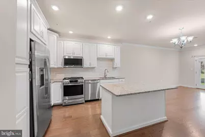 43021 Greggsville Chapel Terrace #108, Ashburn, VA 20148 - Photo 3