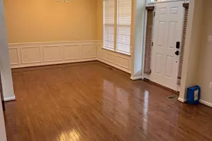 24877 Myers Glen Pl, Chantilly, VA 20152 - Photo 5