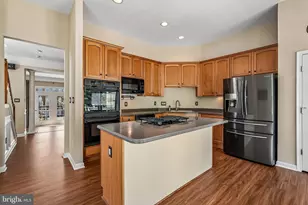 41935 Cinnabar Square, Aldie, VA 20105 - Photo 15