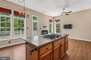 41935 Cinnabar Square, Aldie, VA 20105 - Photo 17