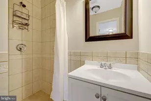 254 E Juniper Ave E, Sterling, VA 20164 - Photo 29