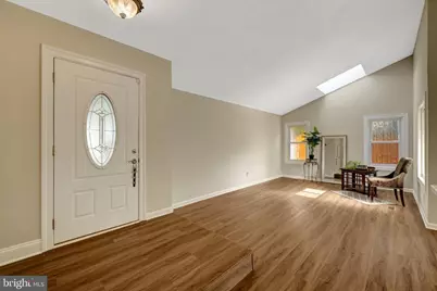 254 E Juniper Avenue E, Sterling, VA 20164 - Photo 11