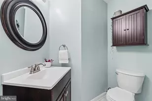 46994 Courtyard Sq, Sterling, VA 20164 - Photo 11