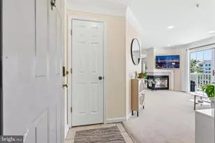 46994 Courtyard Sq, Sterling, VA 20164 - Photo 5