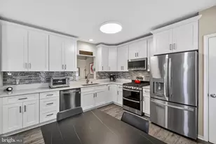 44000 Kings Arms Square, Ashburn, VA 20147 - Photo 3