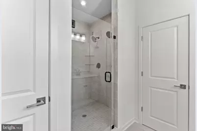 43841 Venetian Square, Ashburn, VA 20147 - Photo 13