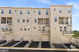 43841 Venetian Square, Ashburn, VA 20147 - Photo 25