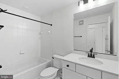 43841 Venetian Square, Ashburn, VA 20147 - Photo 15