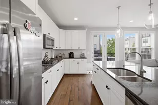 42310 Crawford Ter, Brambleton, VA 20148 - Photo 9