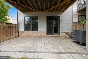 42310 Crawford Ter, Brambleton, VA 20148 - Photo 33