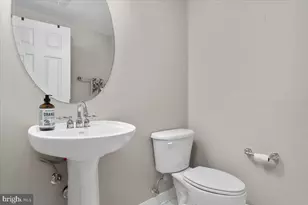 599 Edmonton Terrace NE, Leesburg, VA 20176 - Photo 31