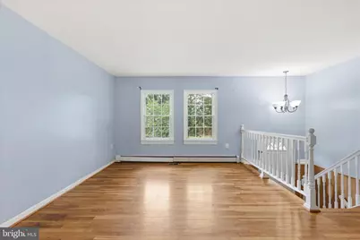 403 E Laurel Avenue, Sterling, VA 20164 - Photo 7