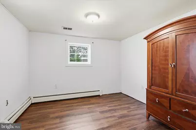 403 E Laurel Avenue, Sterling, VA 20164 - Photo 29