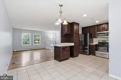 403 E Laurel Avenue, Sterling, VA 20164 - Photo 11