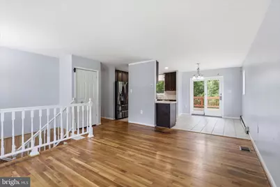 403 E Laurel Avenue, Sterling, VA 20164 - Photo 9