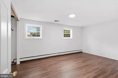 403 E Laurel Avenue, Sterling, VA 20164 - Photo 25