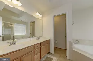 22677 Flowing Spring Square, Brambleton, VA 20148 - Photo 19