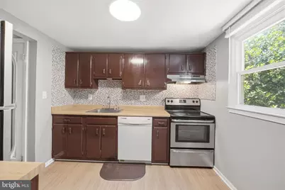 1072 Tottenham Court, Sterling, VA 20164 - Photo 11
