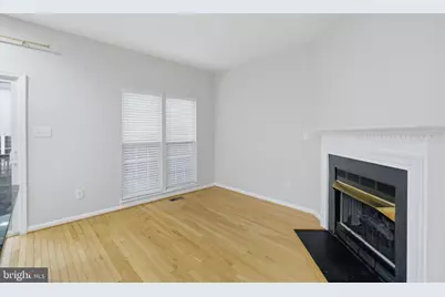 45570 Trestle Terrace, Sterling, VA 20166 - Photo 13
