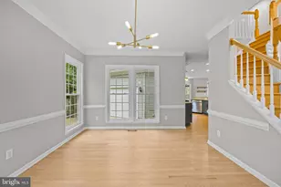 20712 Parkside Cir, Sterling, VA 20165 - Photo 9