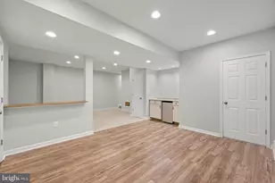 20712 Parkside Cir, Sterling, VA 20165 - Photo 53
