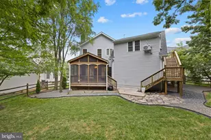 20712 Parkside Cir, Sterling, VA 20165 - Photo 71