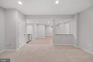20712 Parkside Cir, Sterling, VA 20165 - Photo 49
