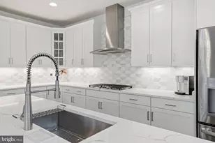 23135 Glenwood Hts Cir, Brambleton, VA 20148 - Photo 25