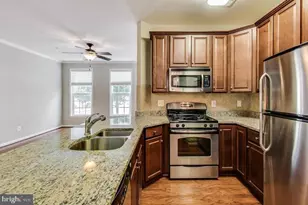 42303 San Juan Terrace, Aldie, VA 20105 - Photo 13