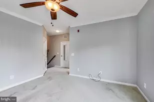 42303 San Juan Terrace, Aldie, VA 20105 - Photo 19